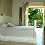 Nocleg ze śniadaniem La Al 3*