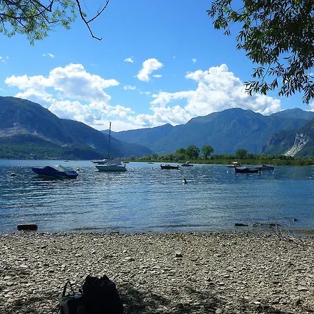 Oda ve Kahvaltı La Al